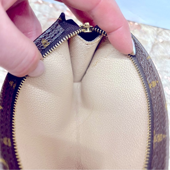 Auth Louis Vuitton monogram canvas accessory cosmetic bucket pouch pm clutch - Picture 8 of 10